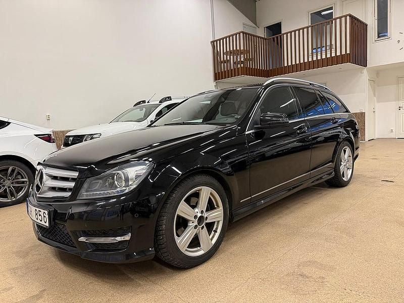 Begagnad Mercedes C220 AMG line 173 HK (127 kW) 2012 Svart Kombi