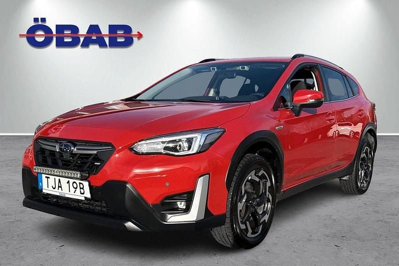Röd Begagnad 2022 Subaru XV Active SUV | 268 900 kr (Lite dyr) - Bild 1/4