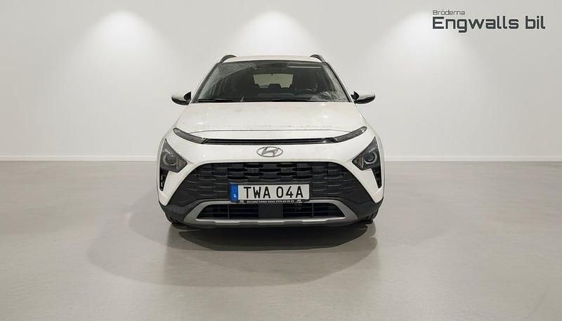 Begagnad Hyundai Bayon Essential 101 HK (74 kW) 2022 Vit SUV