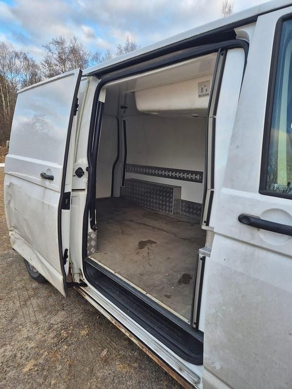 Begagnad VW T5 140 HK (102 kW) 2012 Van