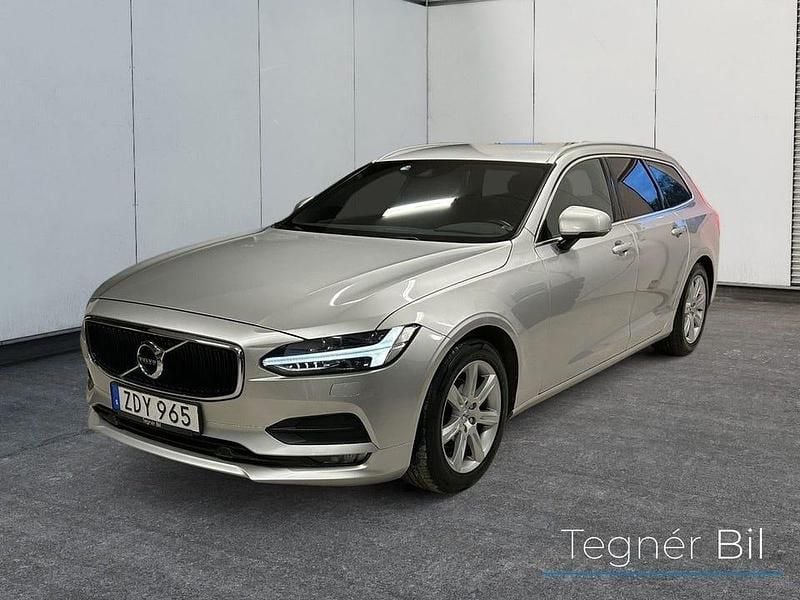 Silver Begagnad 2018 Volvo V90 Momentum Kombi | 189 800 kr (Bra pris) - Bild 1/4