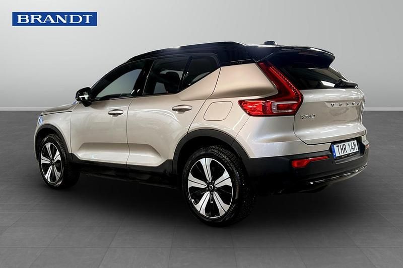 Begagnad Volvo XC40 Single Motor 175 kW (238 HK) 2023 Grå SUV
