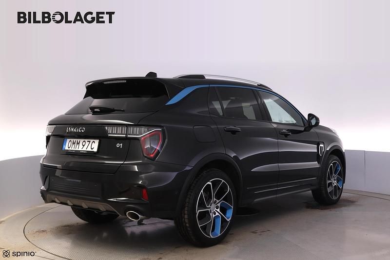 Begagnad Lynk & Co 01 179 HK (131 kW) 2023 Svart SUV