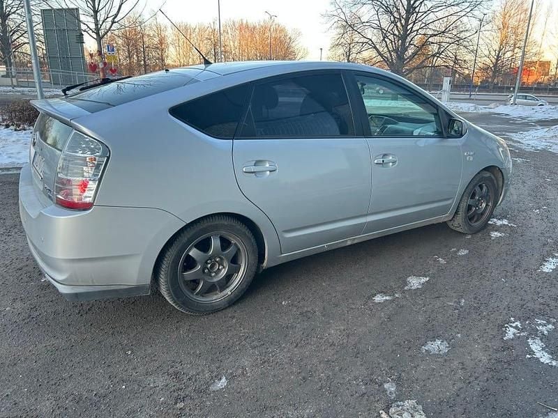 Begagnad Toyota Prius 112 HK (82 kW) 2008 Halvkombi