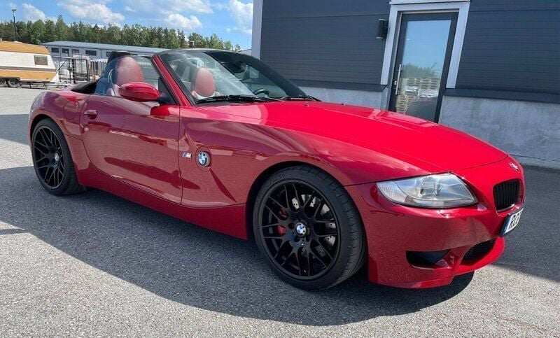 Röd Begagnad 2007 BMW Z4 M Cab | 369 000 kr - Bild 1/4