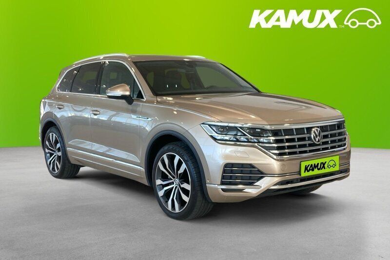 Brun Begagnad 2019 VW Touareg Executive SUV | 439 900 kr (Superpris) - Bild 1/4