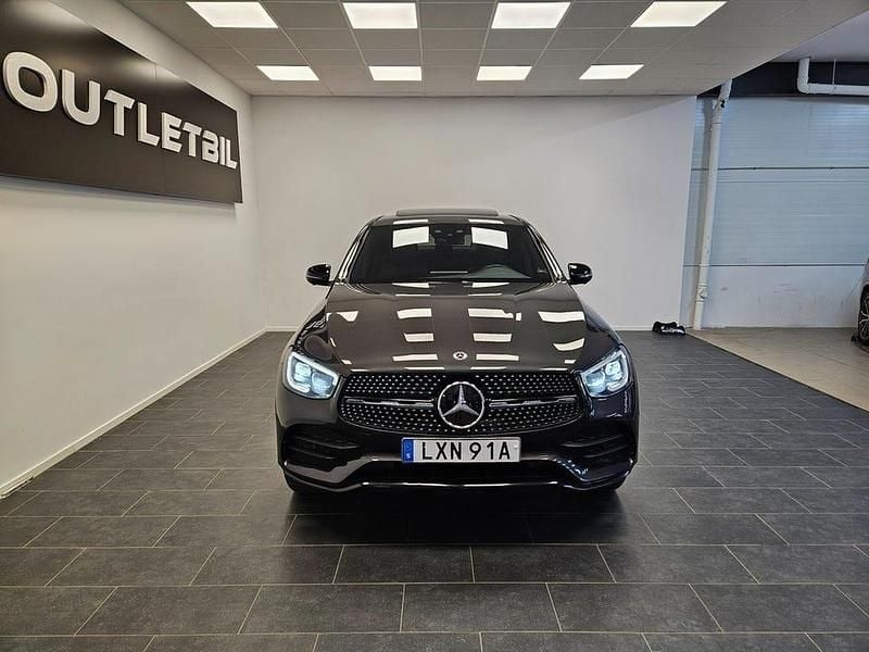 Begagnad Mercedes GLC300 AMG 306 HK (225 kW) 2021 Grå Sportkupé