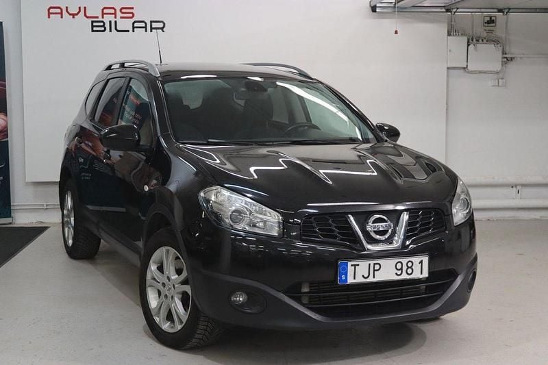 Svart Begagnad 2012 Nissan Qashqai +2 SUV | 99 900 kr (Marknadspris) - Bild 1/4