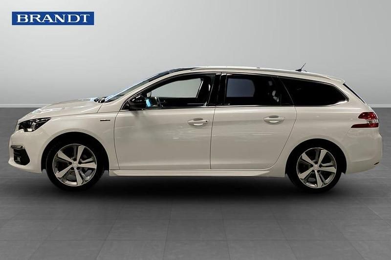 Begagnad Peugeot 308 SW GT-line 132 HK (97 kW) 2019 Vit Kombi