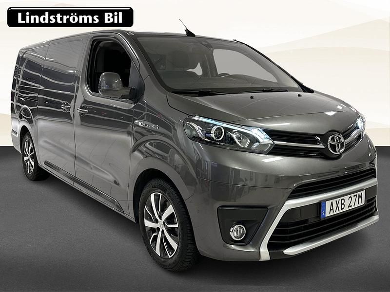 Begagnad Toyota Proace 2023 Grå Minibuss