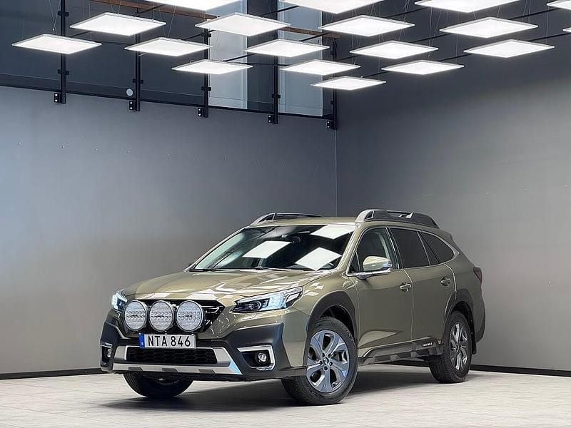 Begagnad Subaru Outback 169 HK (124 kW) 2022 Grön Kombi