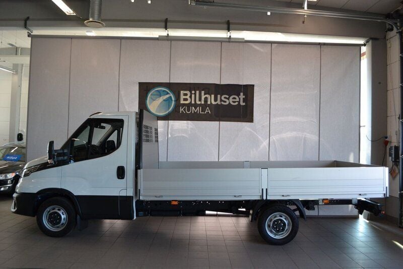 Ny Iveco Daily 157 HK (115 kW) 2025 Vit Van