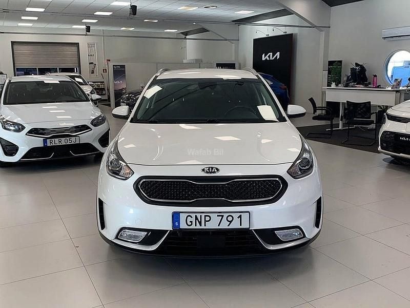 Begagnad Kia Niro Plus 105 HK (77 kW) 2018 Vit SUV