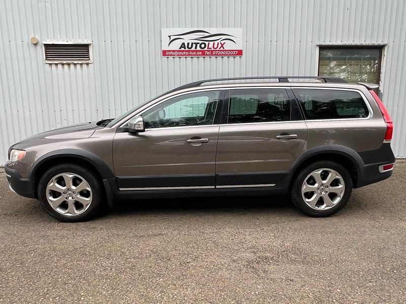 Grå Begagnad 2008 Volvo XC70 Summum SUV | 59 900 kr (Dyr) - Bild 1/4
