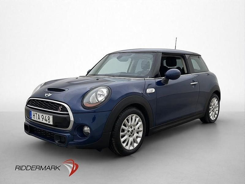 Begagnad Mini Cooper S Pepper 192 HK (141 kW) 2016 Blå Halvkombi