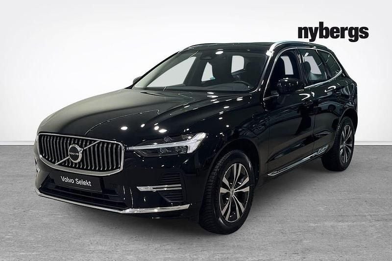 Begagnad Volvo XC60 Core 355 HK (261 kW) 2023 Svart SUV