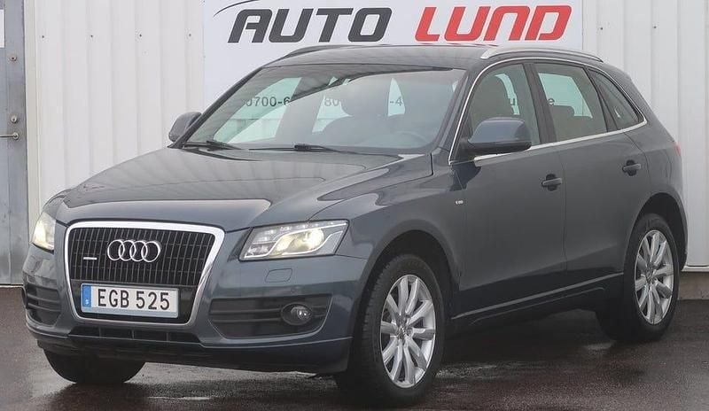 Gråmetallic Begagnad 2011 Audi Q5 Design SUV | 99 900 kr - Bild 1/4