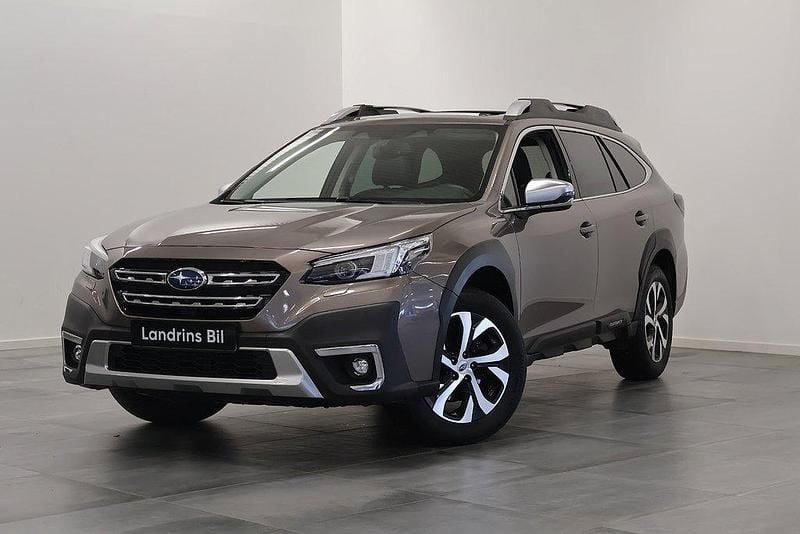Svart Begagnad 2022 Subaru Outback SUV | 399 000 kr (Marknadspris) - Bild 1/4