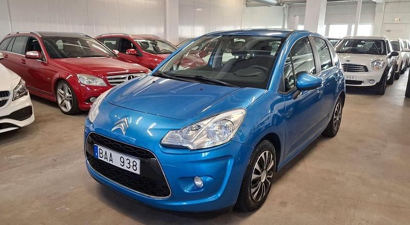Blå Begagnad 2010 Citroën C3 Halvkombi | 45 000 kr (Marknadspris) - Bild 1/4