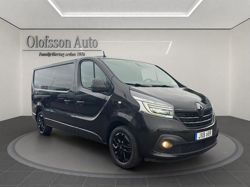 Svart Begagnad 2021 Renault Trafic Van | 289 000 kr - Bild 1/4