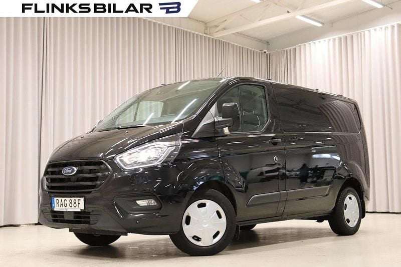 Svart (svart metallic) Begagnad 2023 Ford Transit Custom Van | 349 800 kr (Marknadspris) - Bild 1/4
