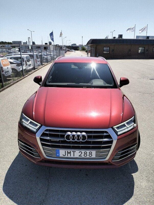 Röd Begagnad 2017 Audi Q5 S-Line SUV | 279 000 kr (Marknadspris) - Bild 1/4