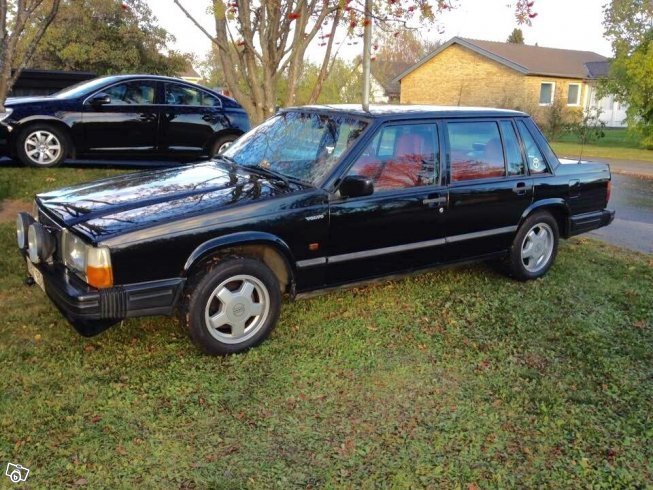 Såld Volvo 740 GL Blackline 88, begagnad 1988, 32.499 mil