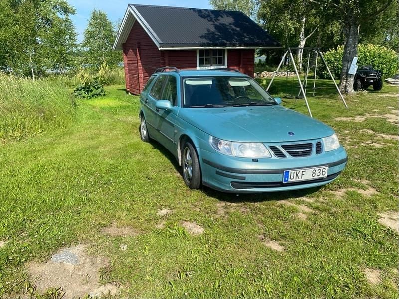 Blå Begagnad 2004 Saab 9-5 Linear Kombi | 12 000 kr (Dyr) - Bild 1/4