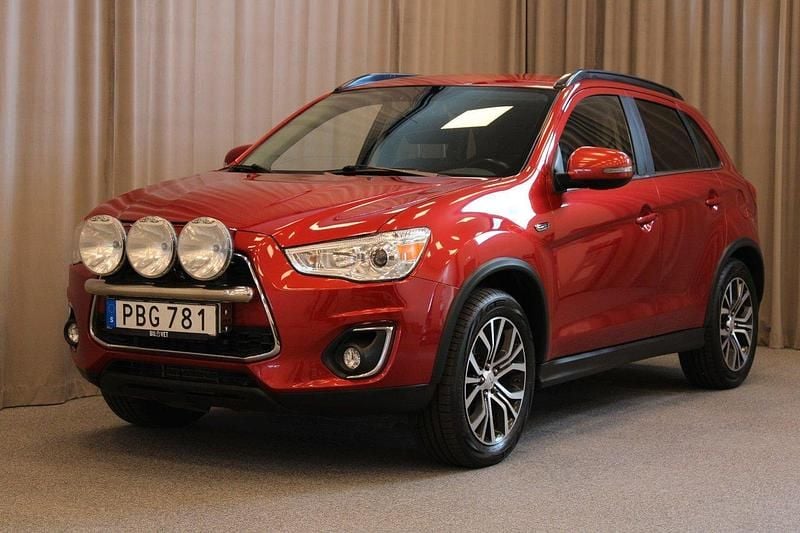 Röd Begagnad 2016 Mitsubishi ASX Comfort Edition SUV | 109 900 kr (Marknadspris) - Bild 1/4