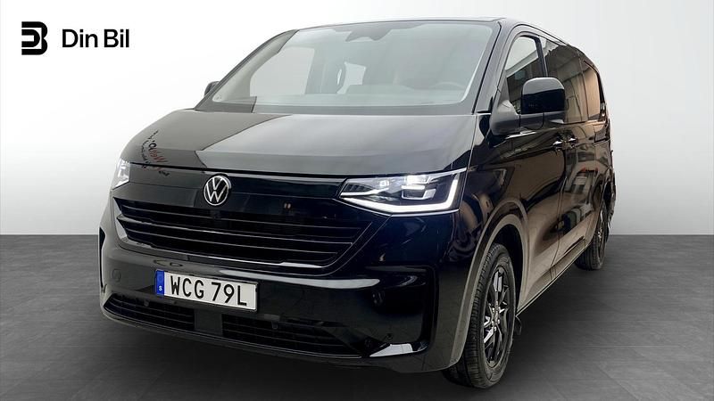 Svart Begagnad 2025 VW Transporter Van | 789 900 kr - Bild 1/4