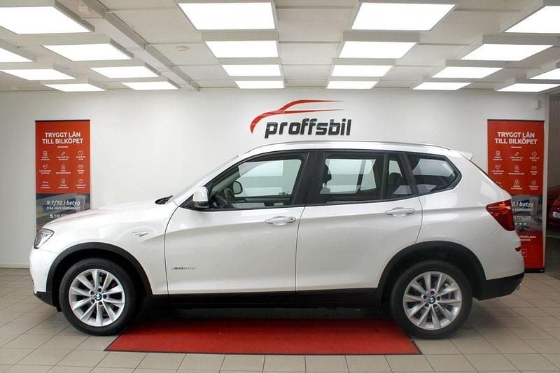 Vit Begagnad 2016 BMW X3 SUV | 224 500 kr (Marknadspris) - Bild 1/4