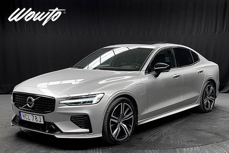 Silver Begagnad 2021 Volvo S60 R-Design Sedan | 329 800 kr (Marknadspris) - Bild 1/3