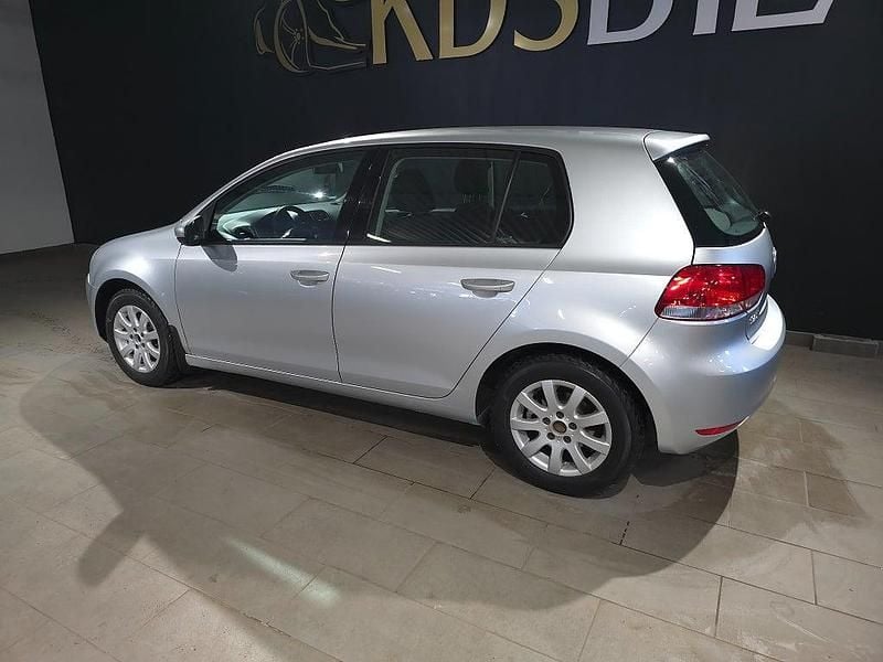 Begagnad VW Golf VI 102 HK (75 kW) 2012 Silver Halvkombi