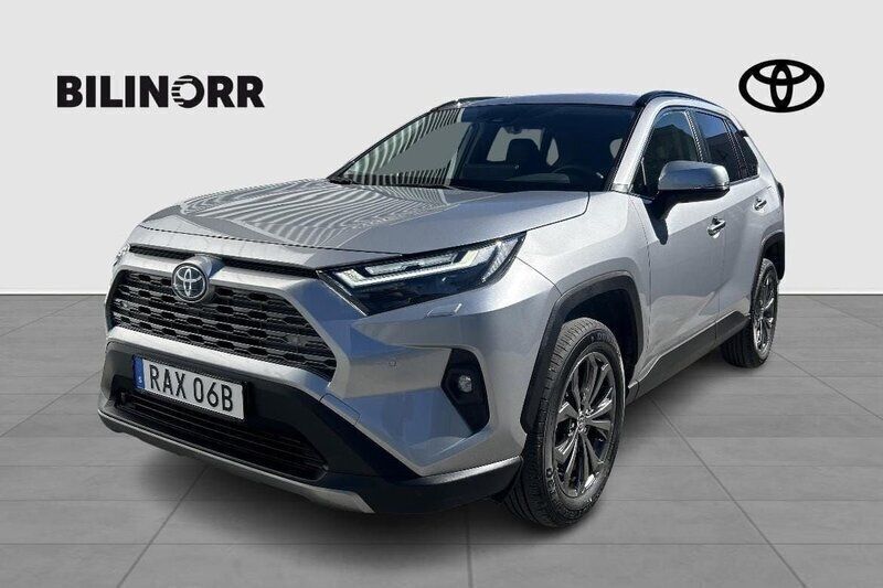 Silver Begagnad 2023 Toyota RAV4 Hybrid Executive SUV | 479 900 kr (Marknadspris) - Bild 1/4