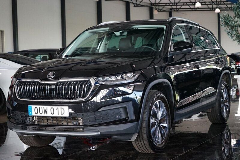 Svart Begagnad 2024 Skoda Kodiaq Style SUV | 439 000 kr (Bra pris) - Bild 1/4