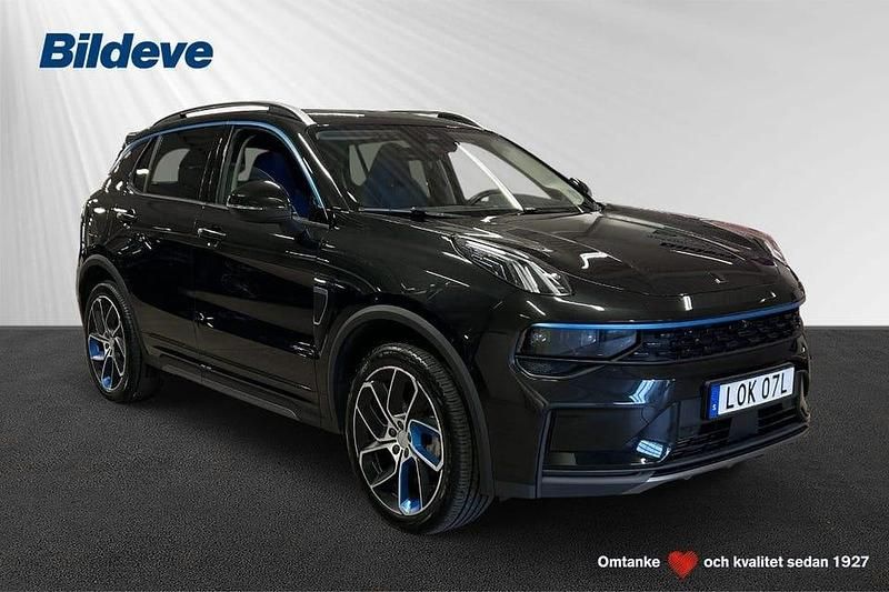Svart Begagnad 2022 Lynk & Co 01 SUV | 229 900 kr (Marknadspris) - Bild 1/4