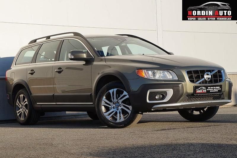 Grön Begagnad 2012 Volvo XC70 Summum Kombi | 119 900 kr (Marknadspris) - Bild 1/4