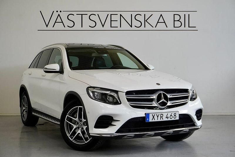 Vit Begagnad 2018 Mercedes GLC220 AMG SUV | 339 000 kr (Marknadspris) - Bild 1/4