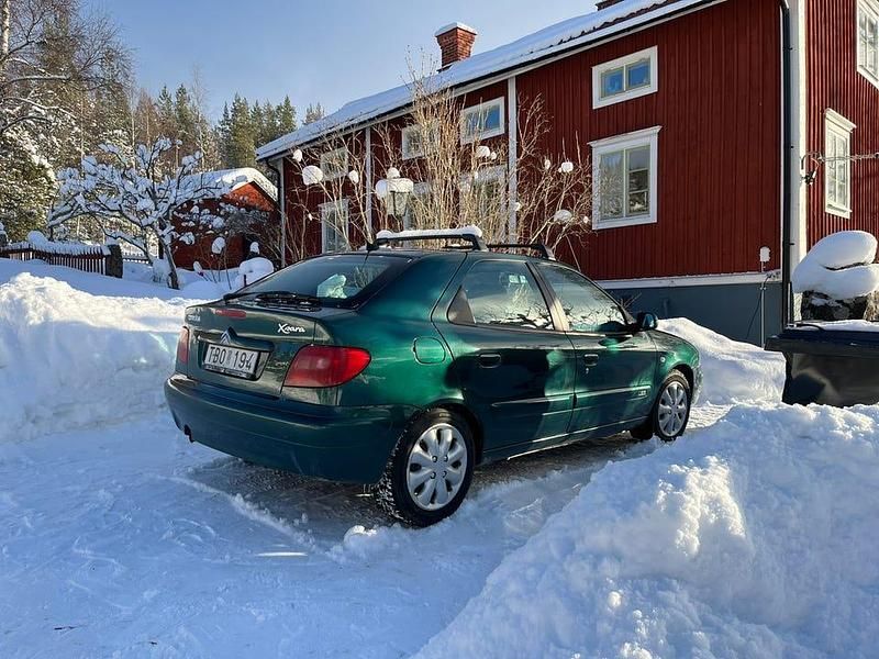 Begagnad Citroën Xsara 109 HK (80 kW) 2002 Mörkgrön