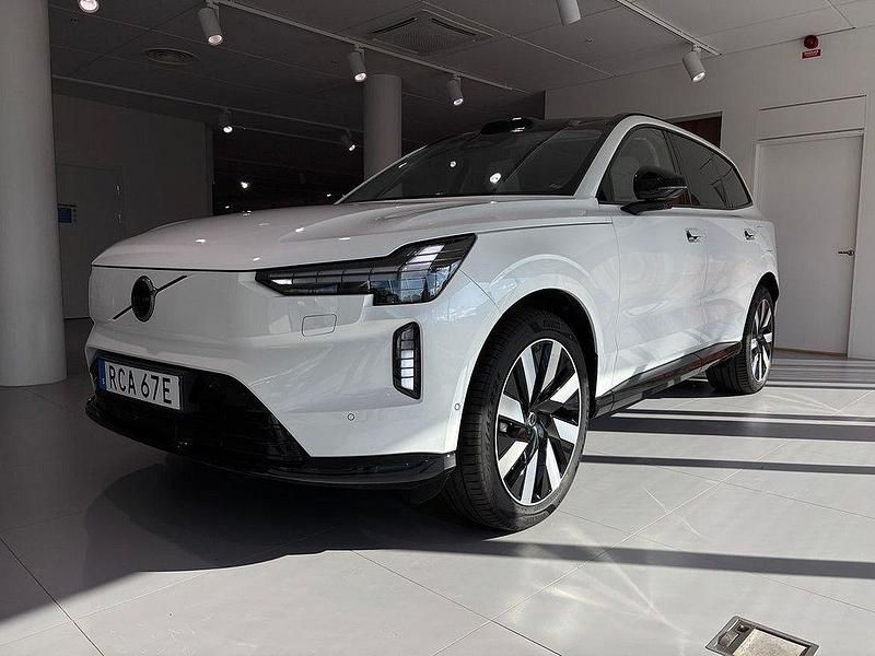 Vit Ny 2025 Volvo EX90 Ultra SUV | 1 109 900 kr (Marknadspris) - Bild 1/4