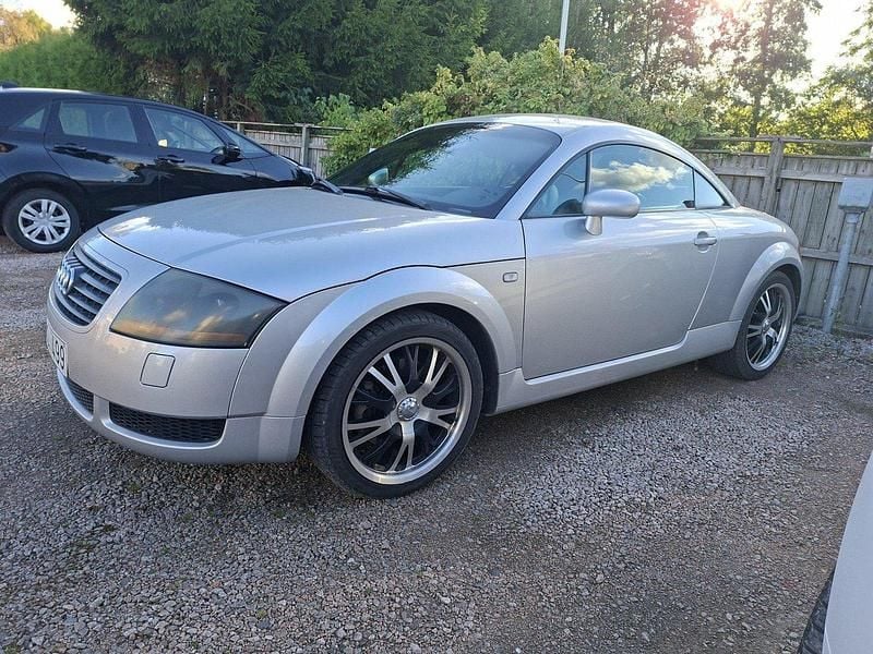 Begagnad 2000 Audi TT Sportkupé | 39 000 kr - Bild 1/4