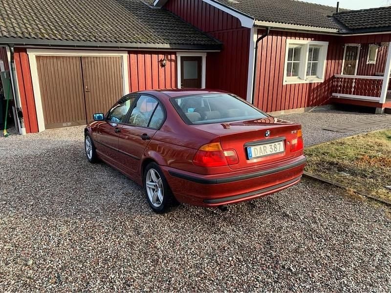 Begagnad 1999 BMW 318 Sedan | 12 000 kr (Superpris) - Bild 1/4