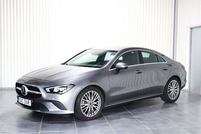 Svart (grå) Begagnad 2020 Mercedes CLA200 Sportkupé | 249 000 kr (Superpris) - Bild 1/4