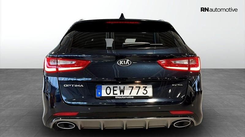 Begagnad Kia Optima Sport 141 HK (103 kW) 2016 Blå Kombi