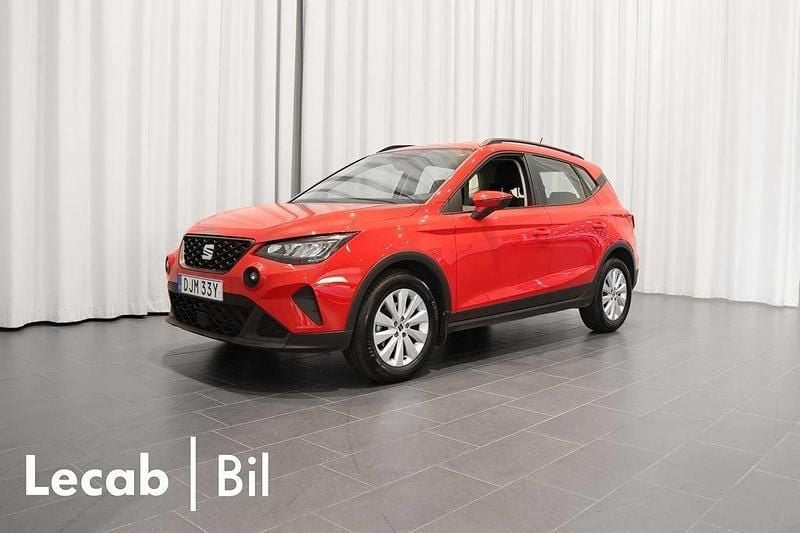Röd (pure red) Begagnad 2022 Seat Arona SUV | 179 500 kr (Marknadspris) - Bild 1/4
