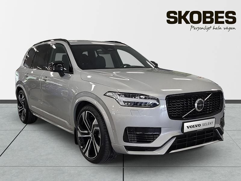 Silver Begagnad 2025 Volvo XC90 Ultra SUV | 749 100 kr (Superpris) - Bild 1/4