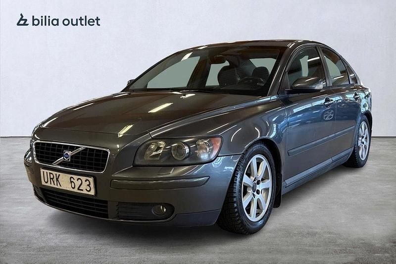 Grå Begagnad 2003 Volvo S40 Business Edition Sedan | 19 900 kr (Marknadspris) - Bild 1/4
