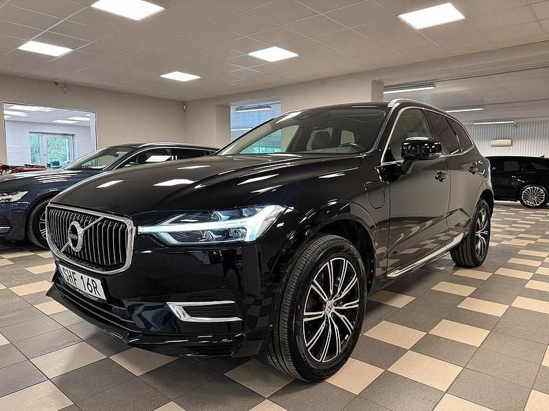 Svart Begagnad 2020 Volvo XC60 Inscription SUV | 347 800 kr (Marknadspris) - Bild 1/4