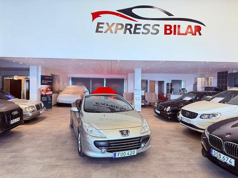 Begagnad Peugeot 307 CC 141 HK (103 kW) 2008 Grå Cab