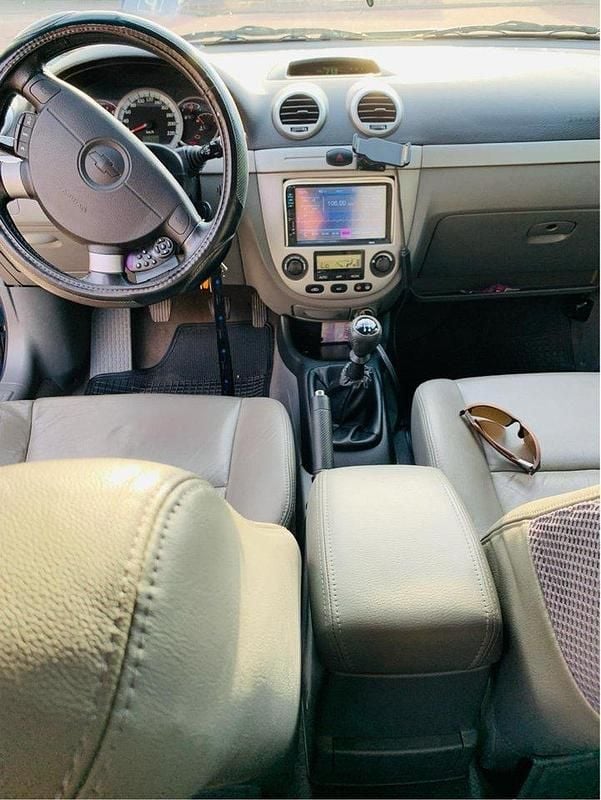 Blå Begagnad 2007 Chevrolet Nubira Kombi | 17 900 kr (Marknadspris) - Bild 1/4